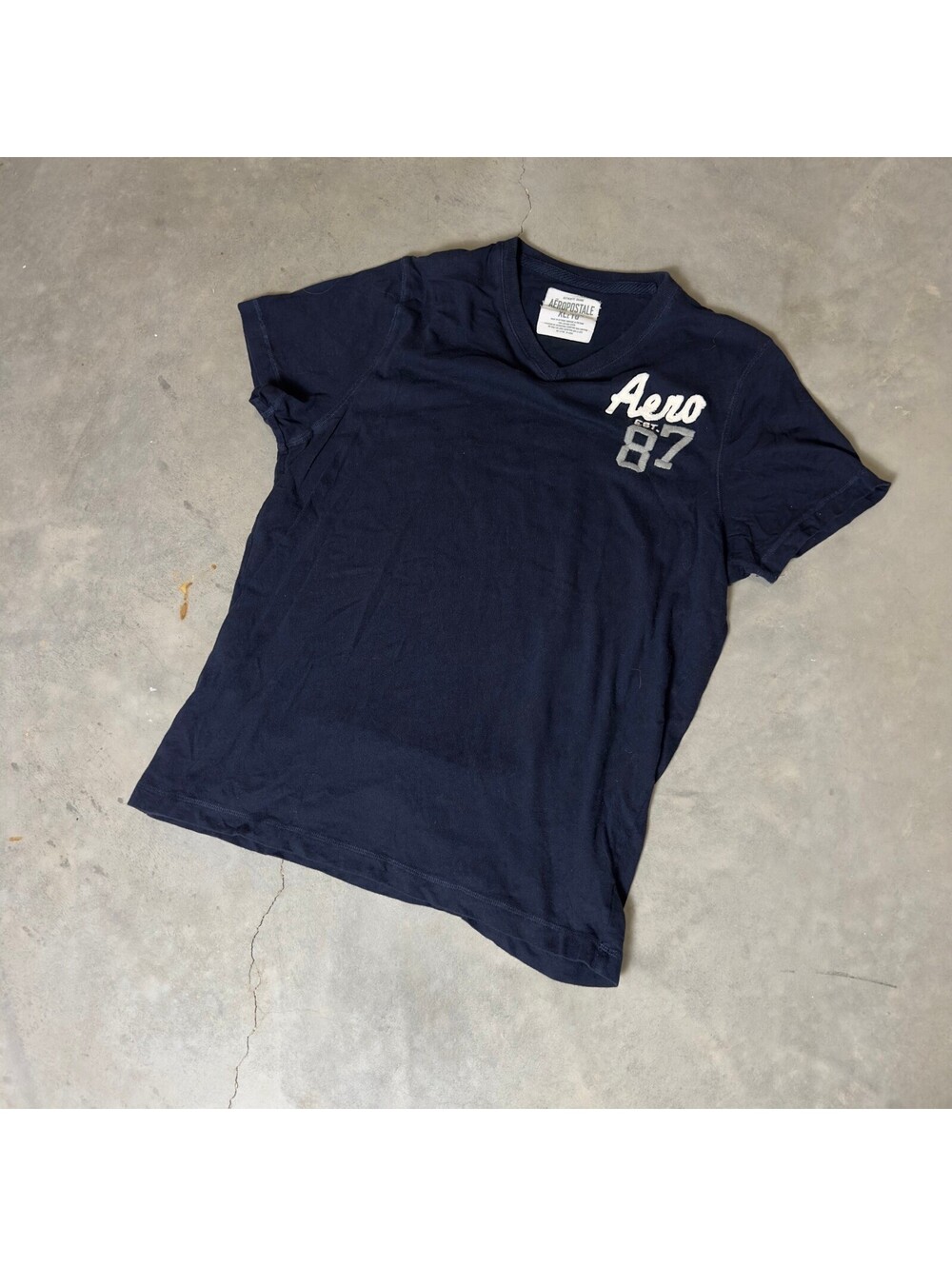 Aeropostale V-Neck Graphic T-Shirt Mens XL Navy Blue Aero 87